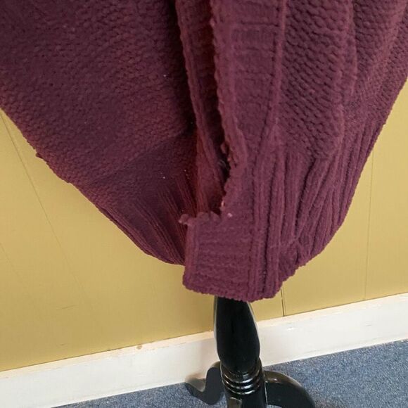 American Eagle women M open front cardigan with front pockets burgundy - Picture 3 of 10